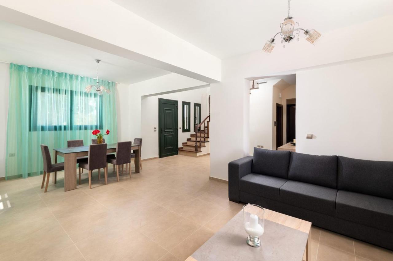 Seven Springs Villa