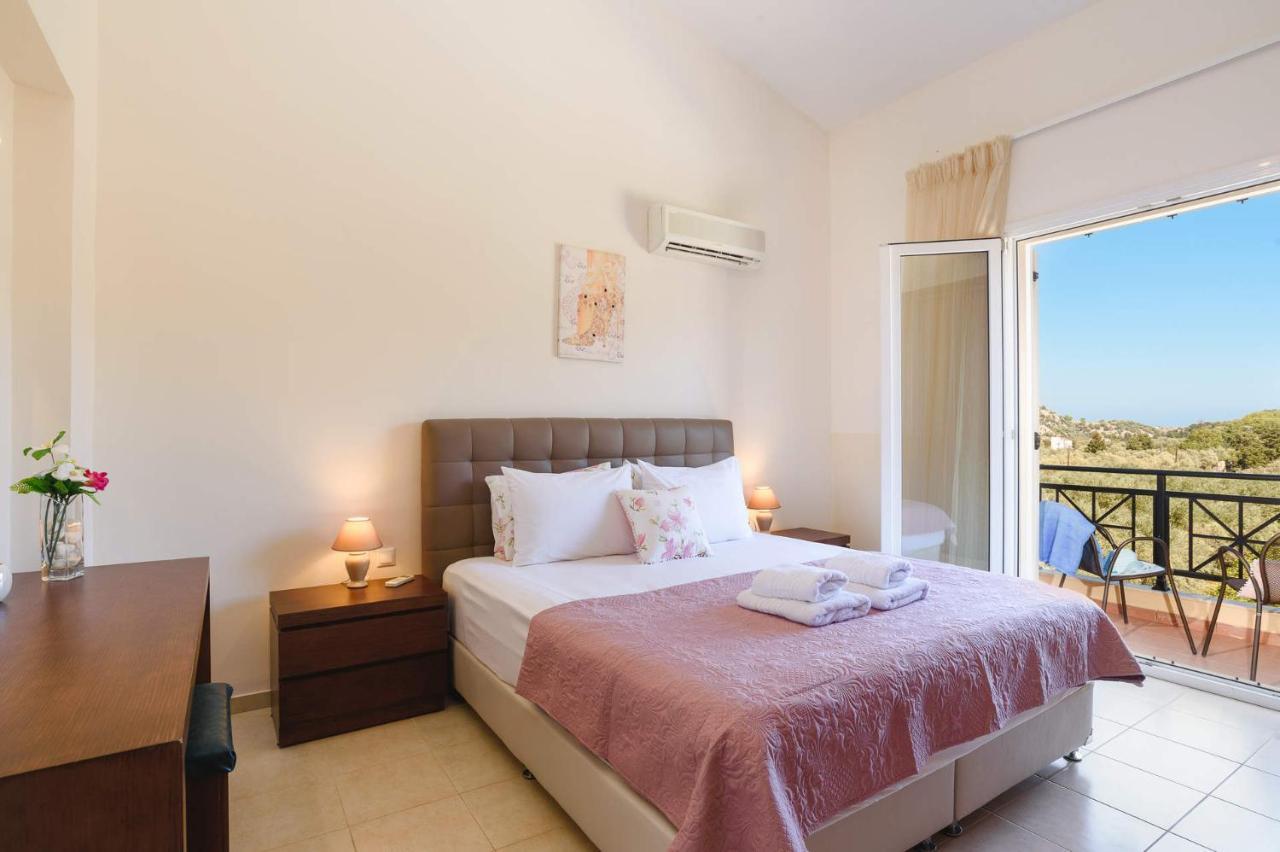 Seven Springs Villa
