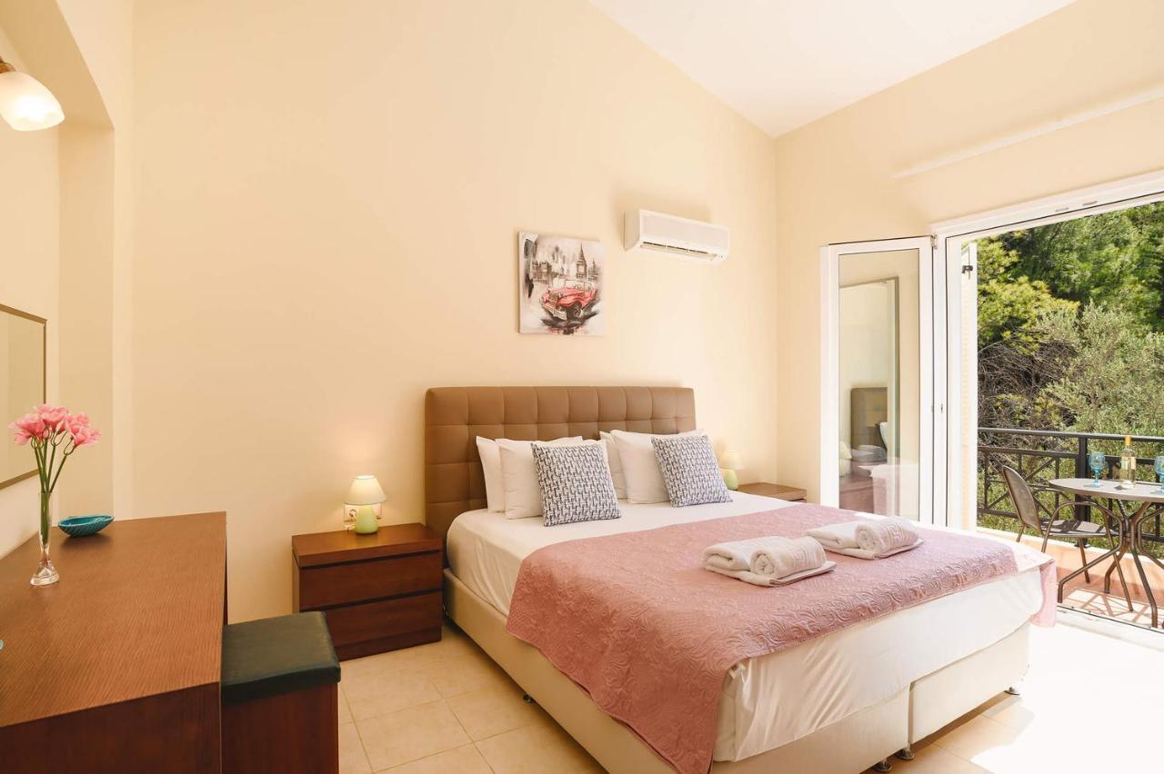 Seven Springs Villa